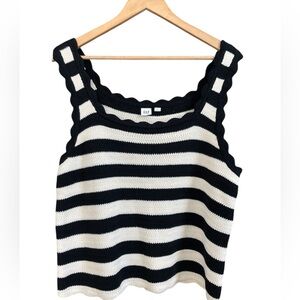GAP Black Ivory Stripe Knit Tank Top XL Scallop Edge Coastal Preppy Sweater Cami